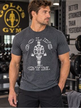 Gold’s Gym Bodybuilder Logo Graphic T-Shirt Gray Gildan Heavy Cotton M